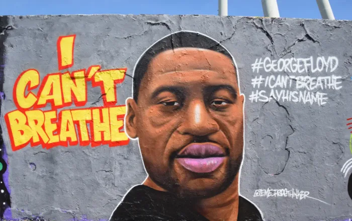 Wandbild von George Floyd im Mauerpark in Berlin